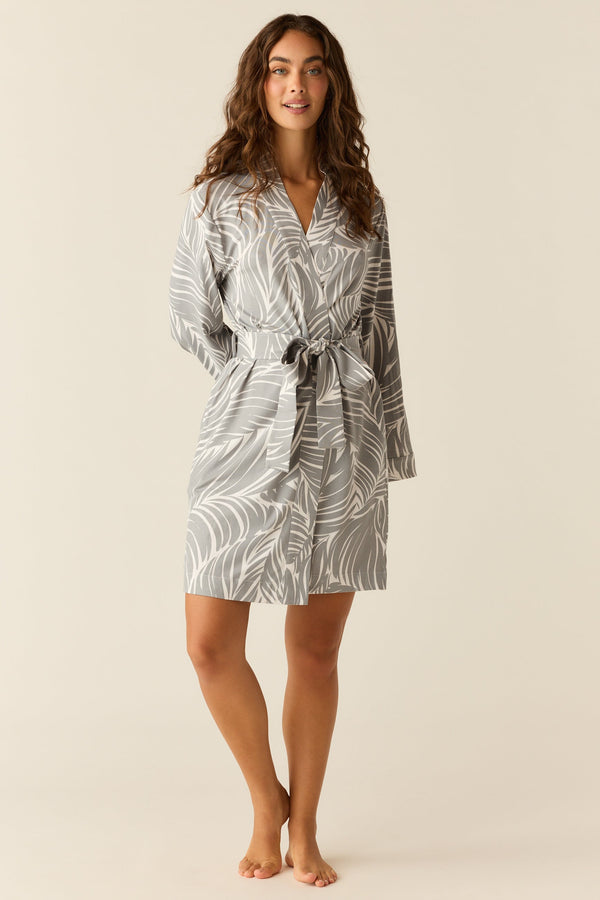 Meadow Cloud Jersey Classic Short Robe in Whisper