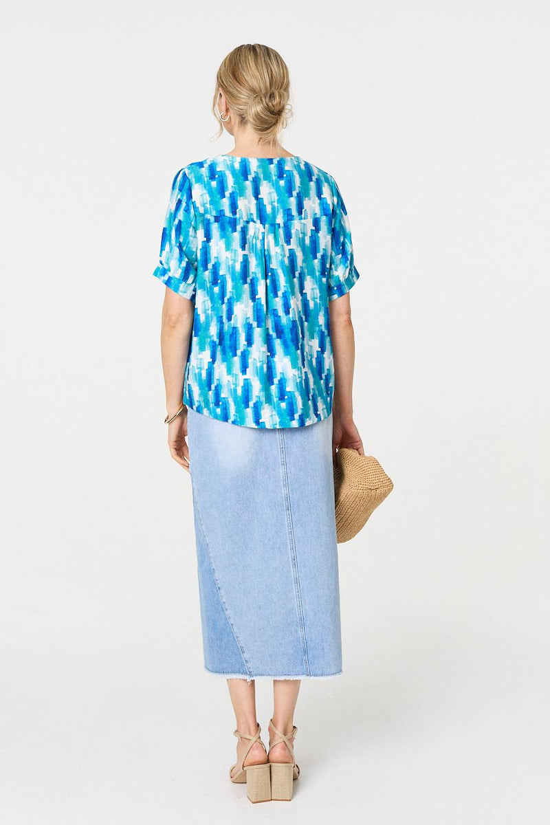 Printed 1/2 Turn-Up Sleeve Blouse