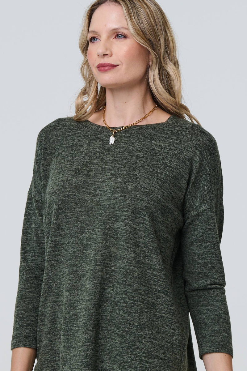 Relaxed Boat Neck 3/4 Sleeve Top