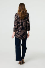 Leaf Print 3/4 Sleeve Collarless Shirt