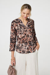 Floral 3/4 Sleeve Curve Hem Blouse