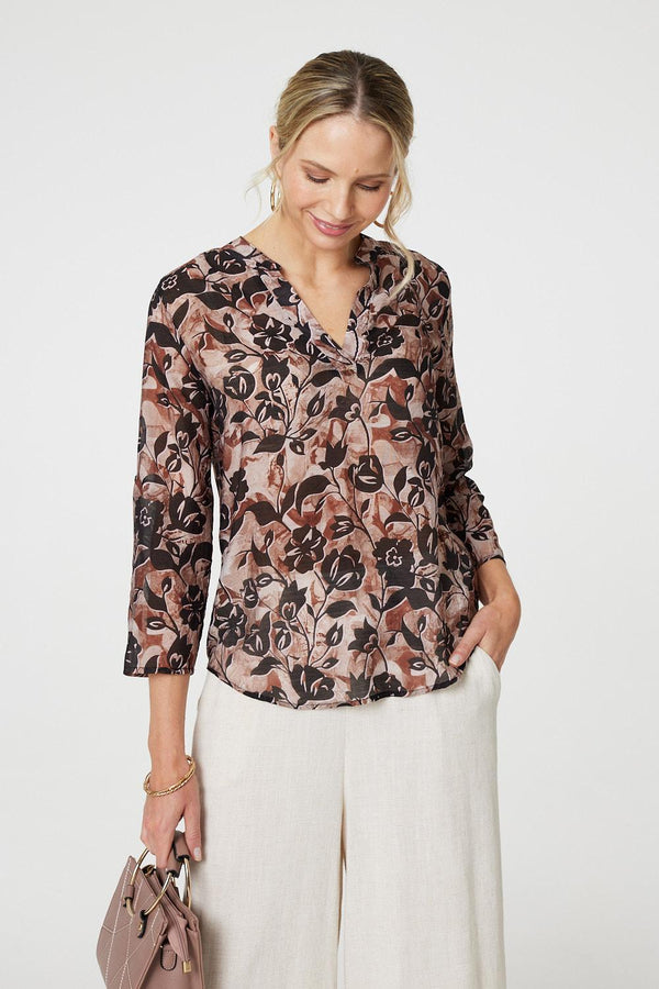Floral 3/4 Sleeve Curve Hem Blouse