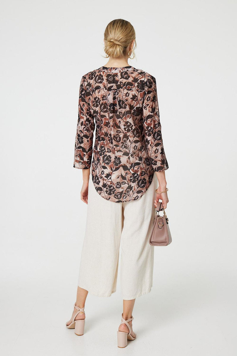 Floral 3/4 Sleeve Curve Hem Blouse