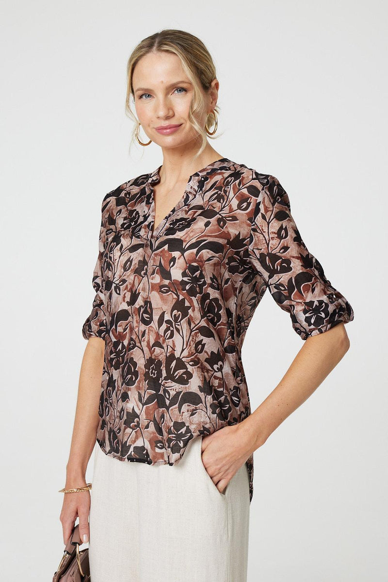 Floral 3/4 Sleeve Curve Hem Blouse